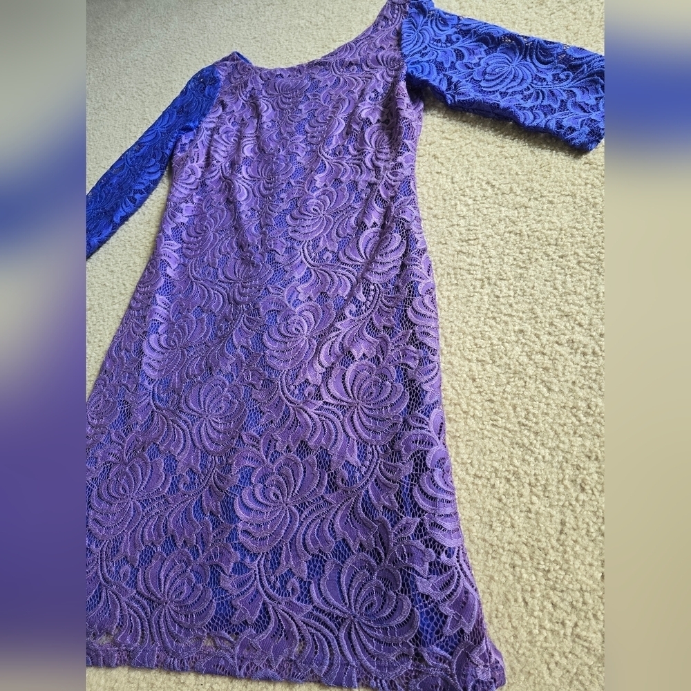 215. Fully Lined Purple Blue Lace Floral Elegant Dress - Picture 4 of 10
